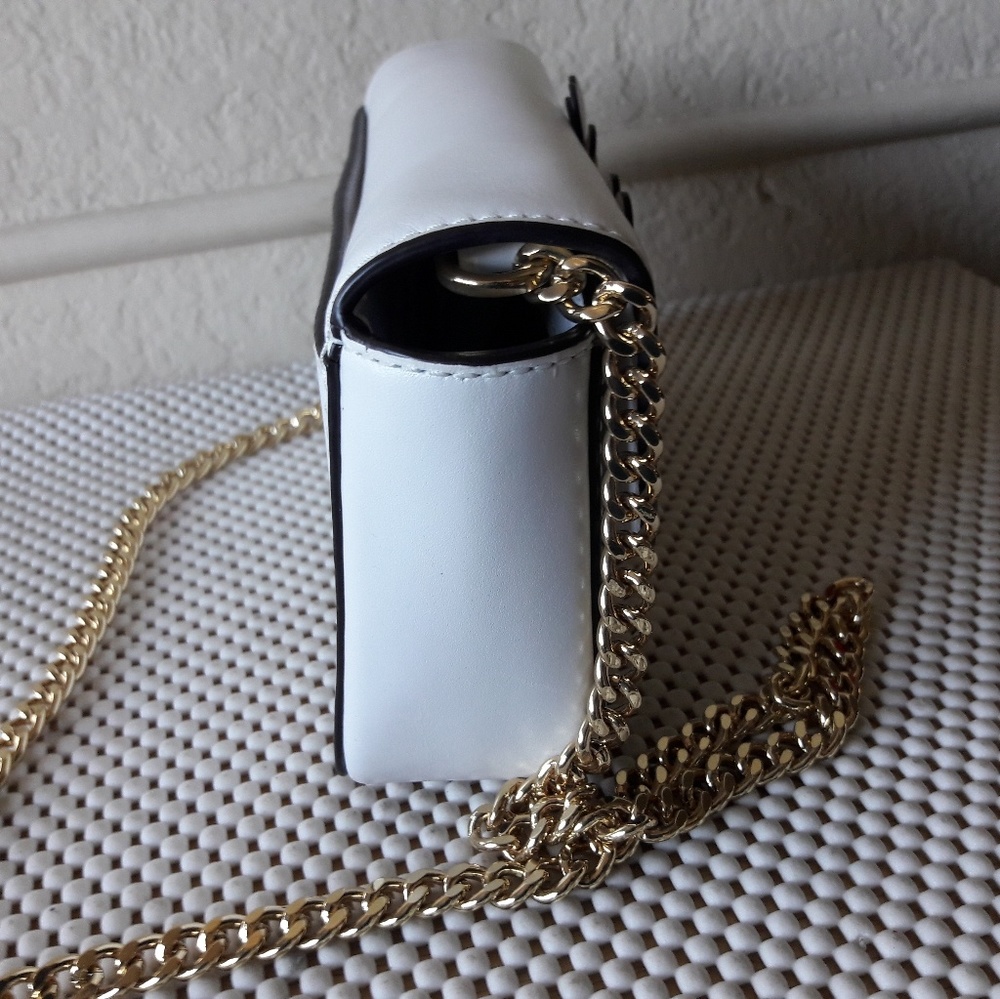 Michael Kors leather purse - Picture 3 of 8